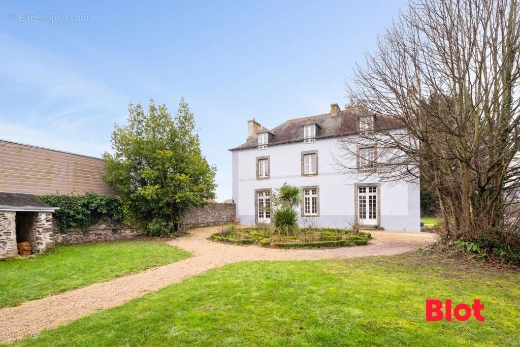 Maison à SAINT-JOUAN-DES-GUERETS