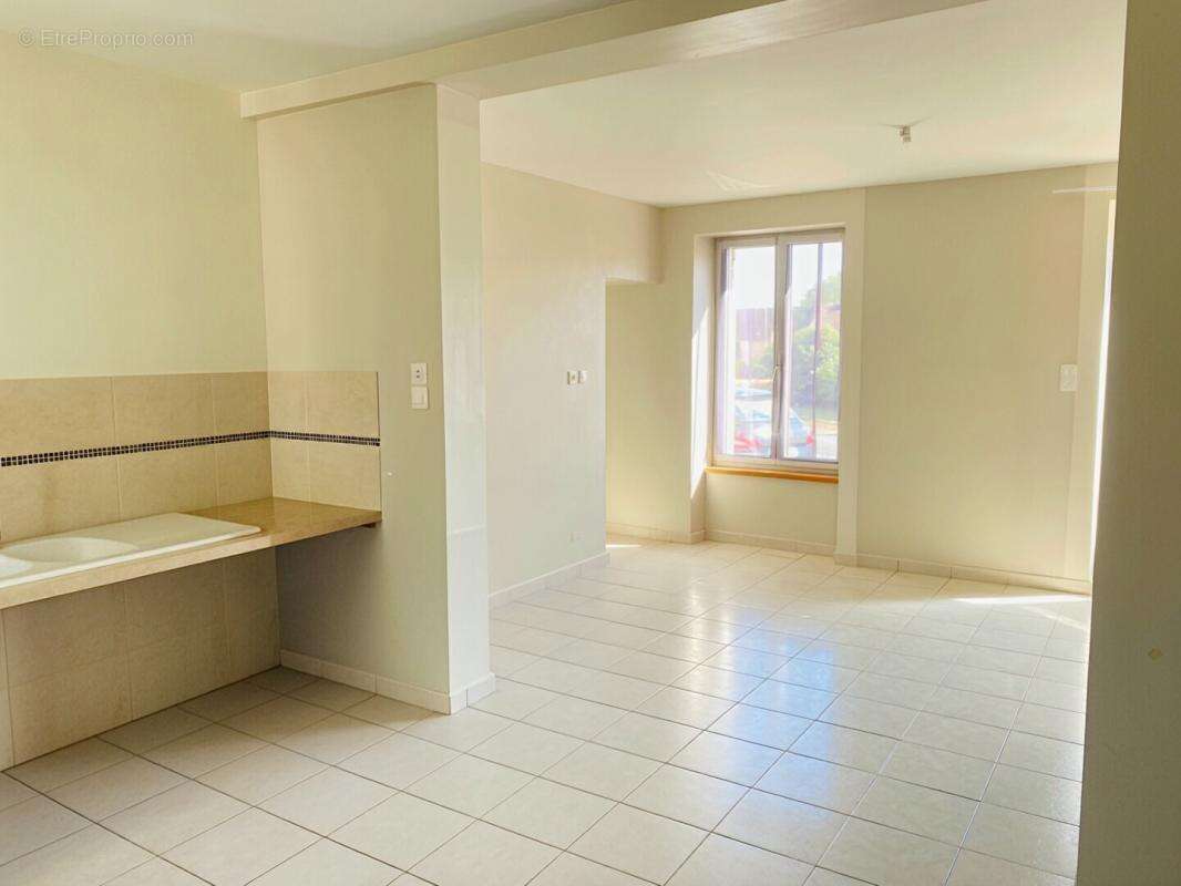 Maison Saint Michel En Brenne 5 pièce(s) 77 m2 - photo 3