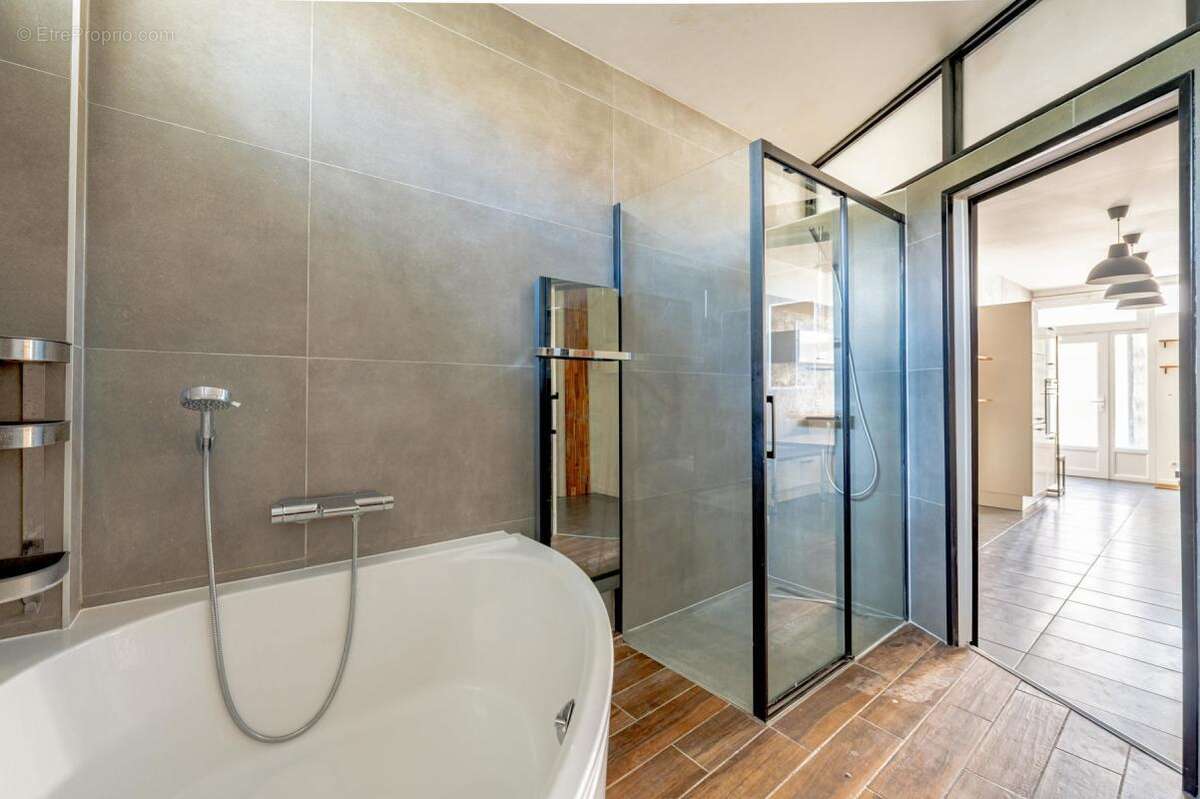 Appartement à SAINT-DENIS