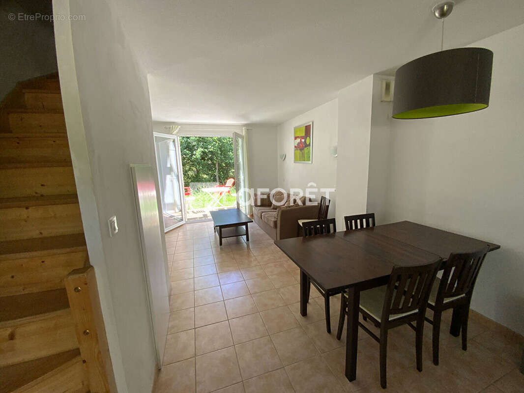 Appartement à BARBASTE