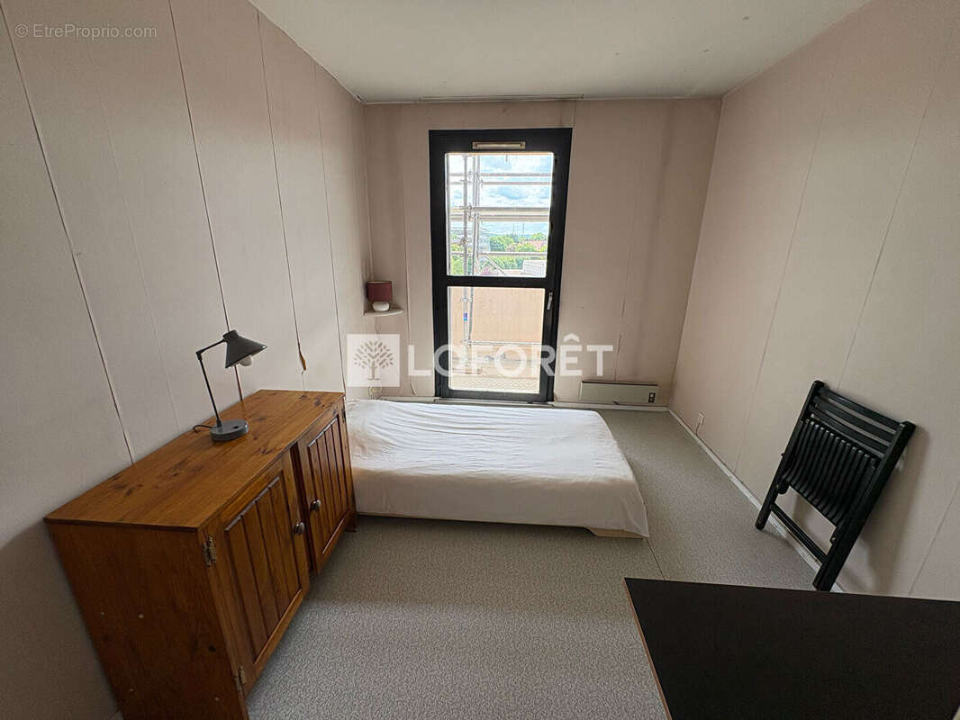 Appartement à LES MUREAUX