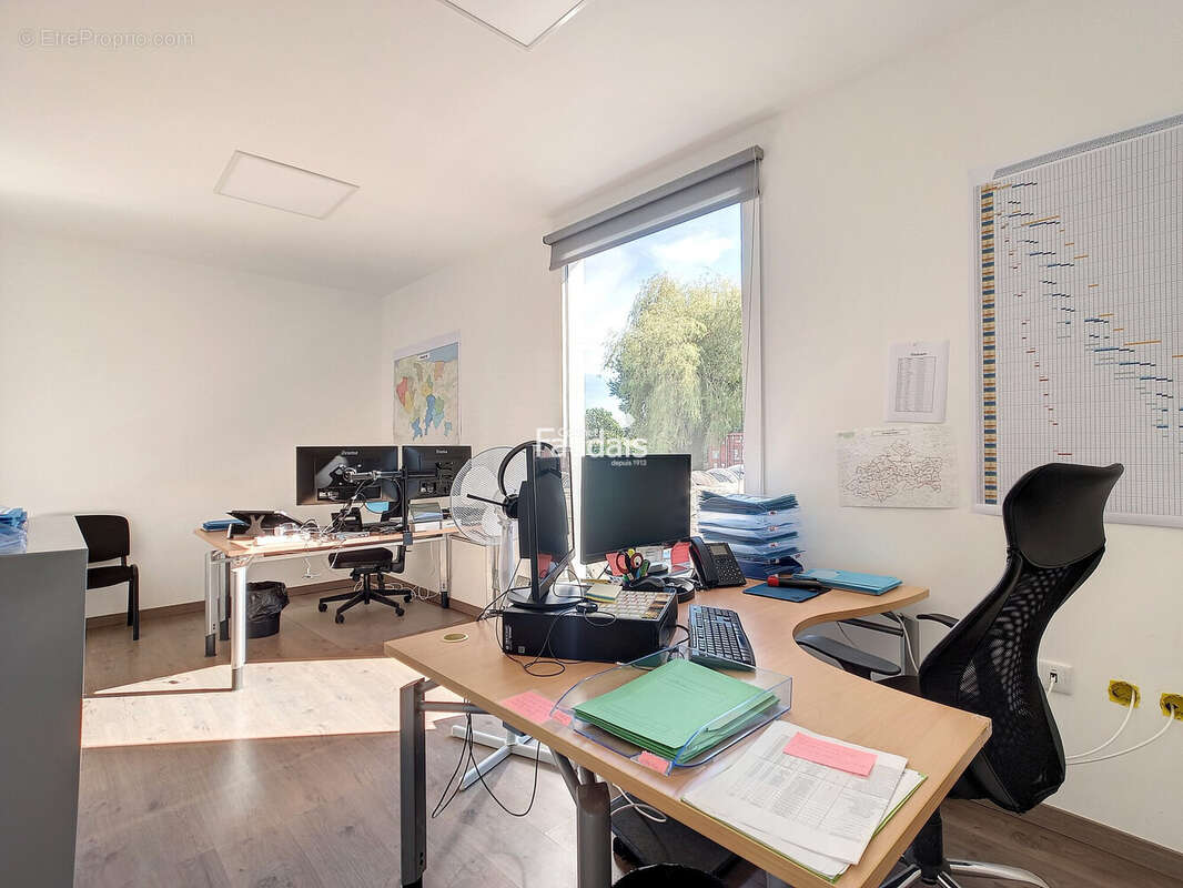 Commerce 430 m² à Dangy  - photo 9
