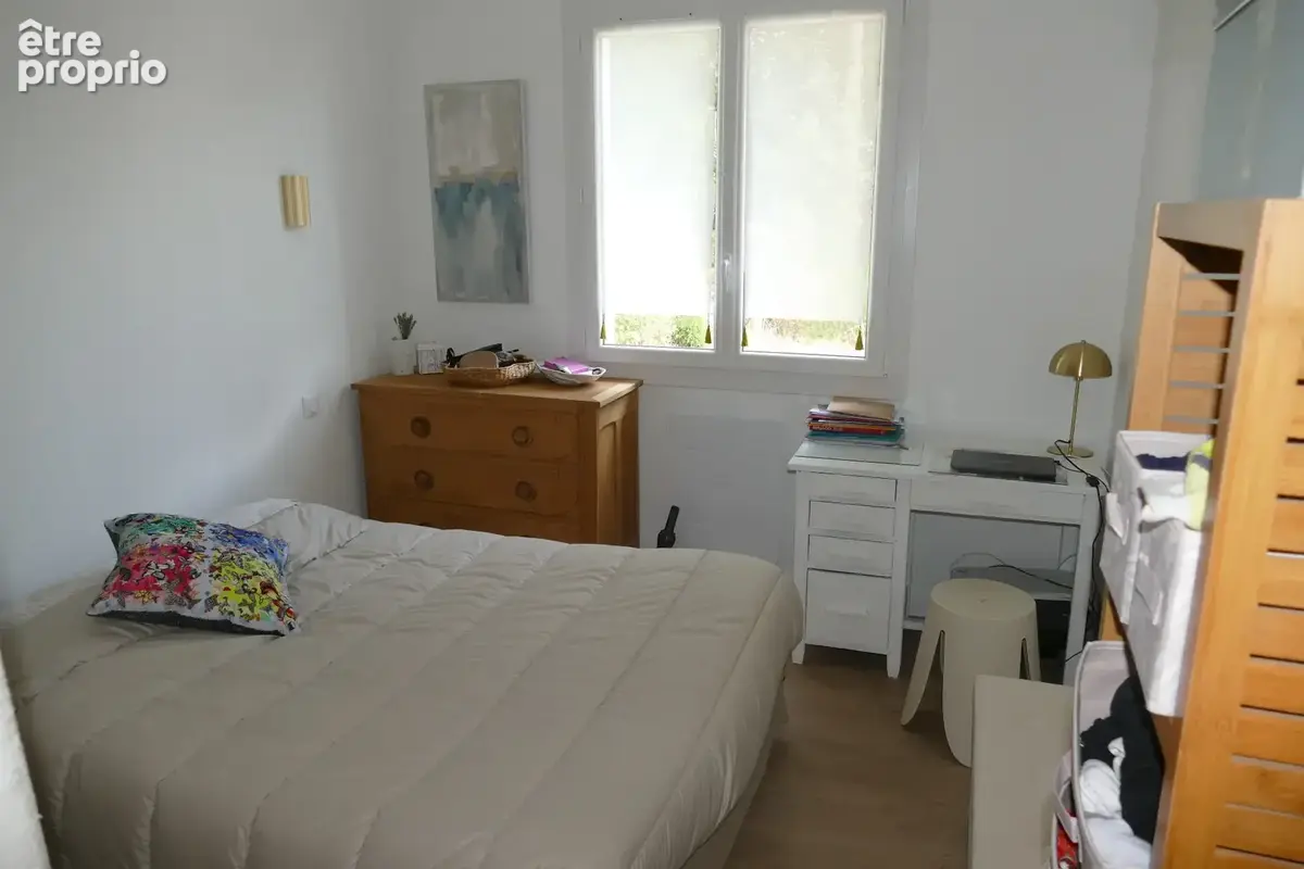 Maison plain-pied, restaurée, avec sous-sol et jardin, proche commerces et services médicaux - photo 10