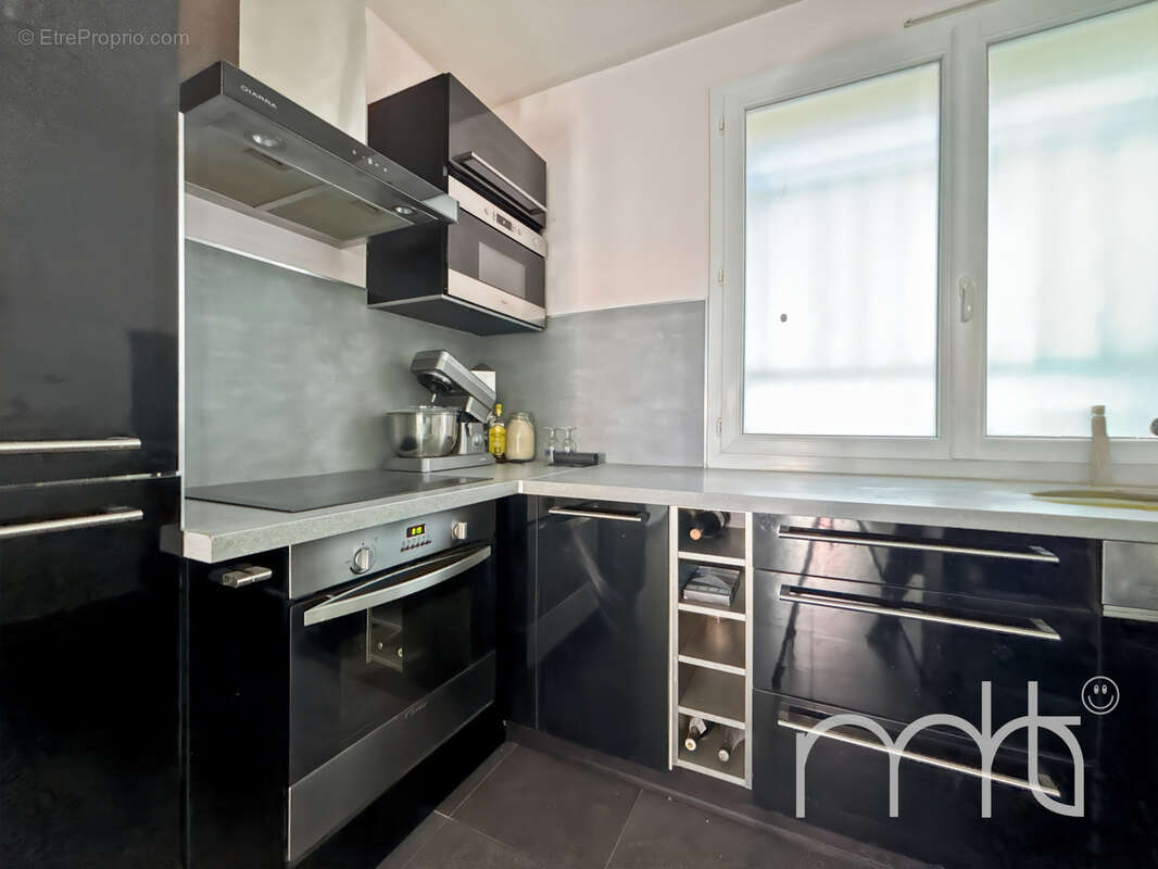 Appartement à BOIS-COLOMBES