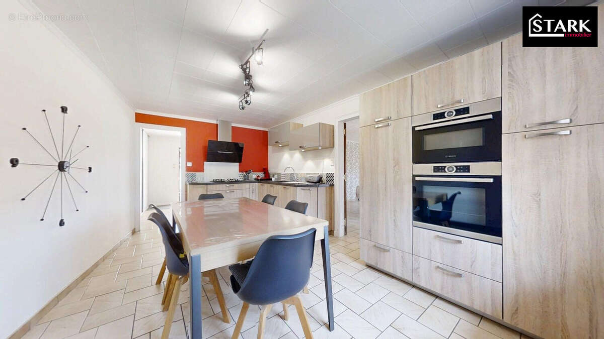 Maison 119 m² à Champagney  - photo 3