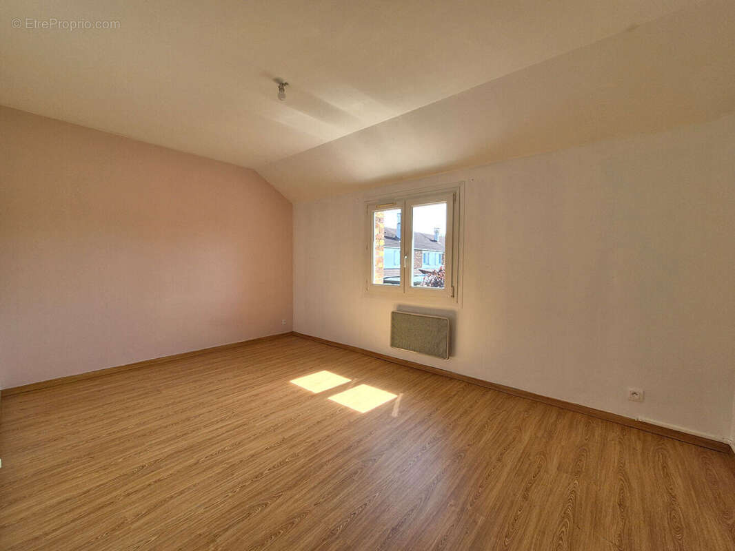 Coup de coeur au Montigny-le-Bx du Village - 5 pièce(s) - 108 m2 - photo 5