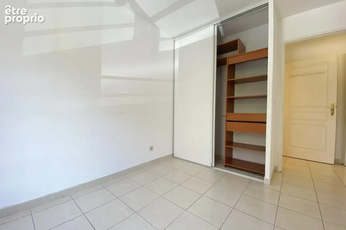 Marseille 13010, Spacieux T2 de 53 m2. - photo 5