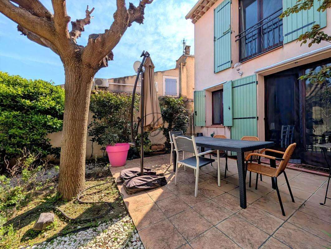 Maison à LA BASTIDONNE