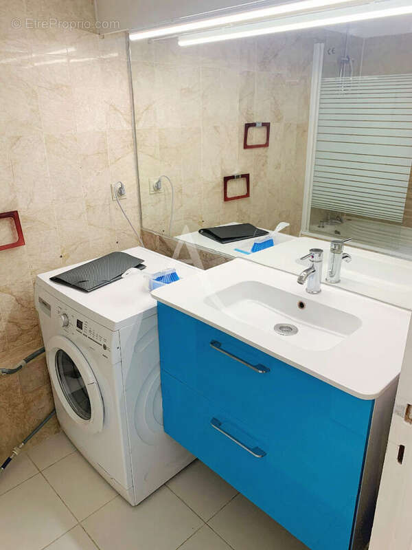 Appartement à PARIS-8E