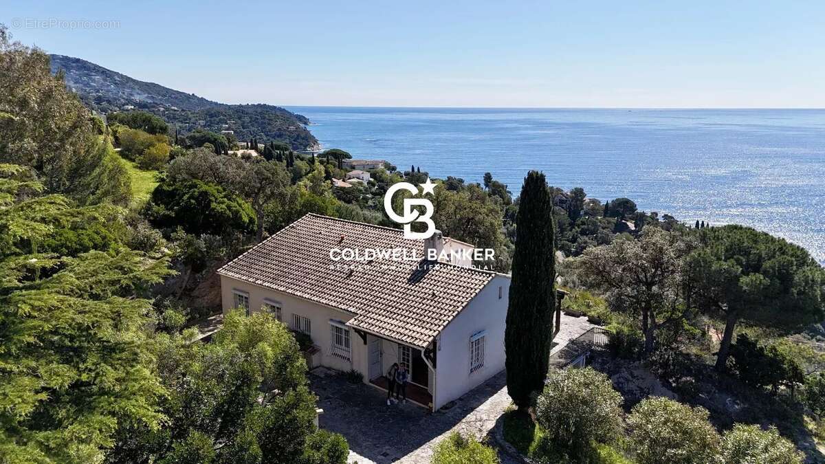 Maison à RAYOL-CANADEL-SUR-MER