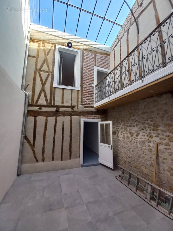 Maison à MIRANDE