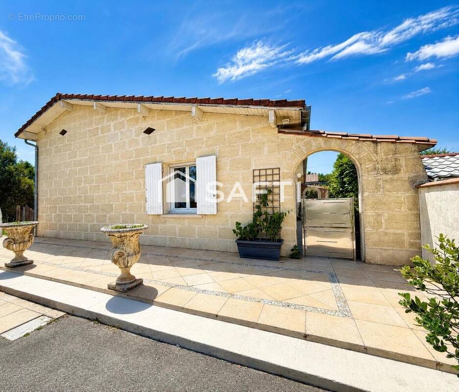 Photo 1 - Maison à EYSINES