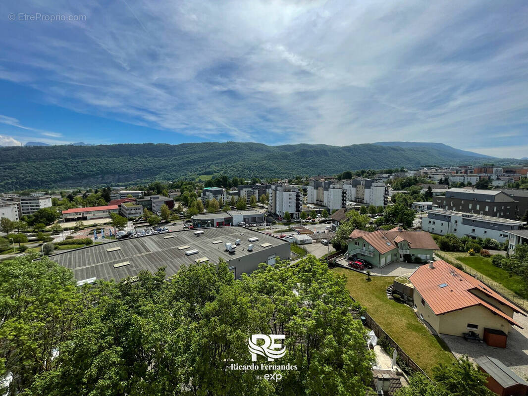 Appartement à SEYNOD