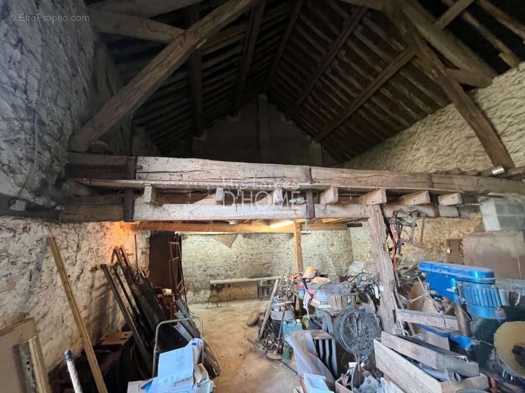 Maison à BETON-BAZOCHES