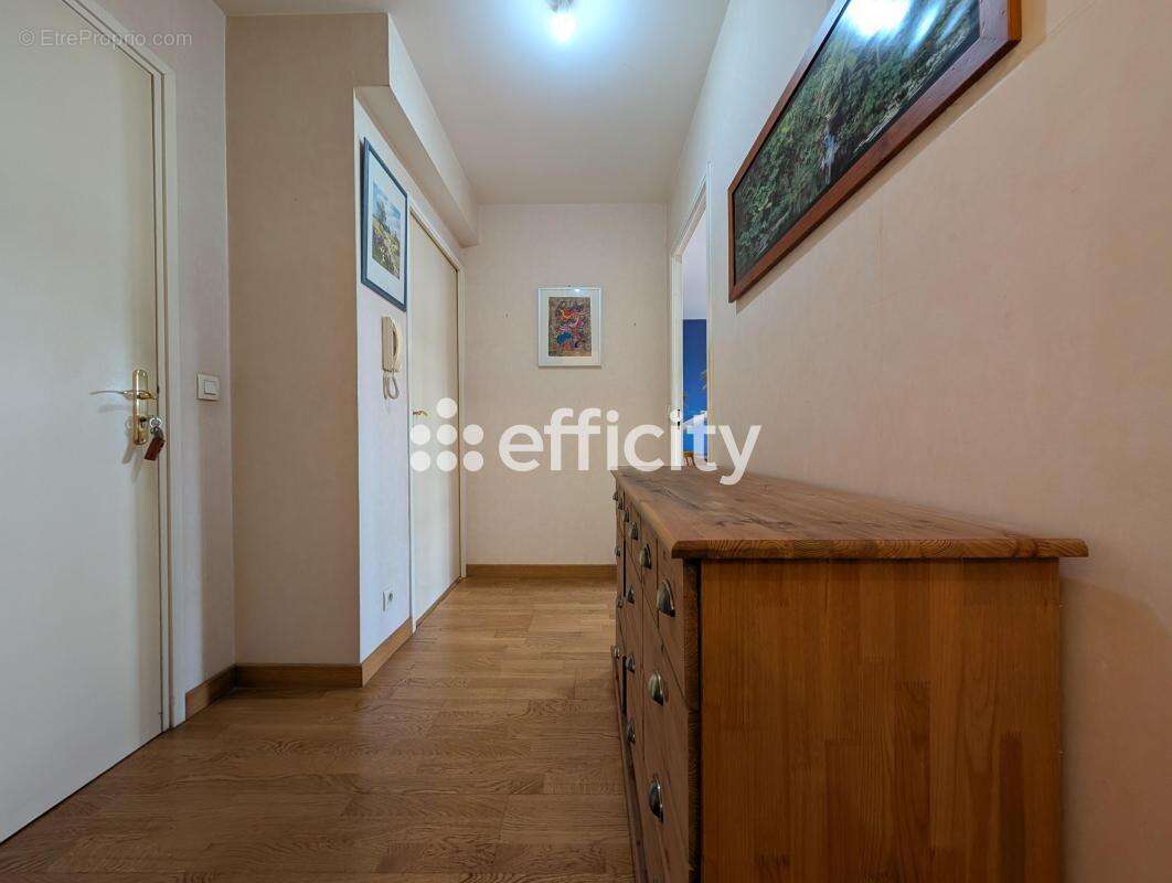 Appartement à EPINAY-SUR-SEINE