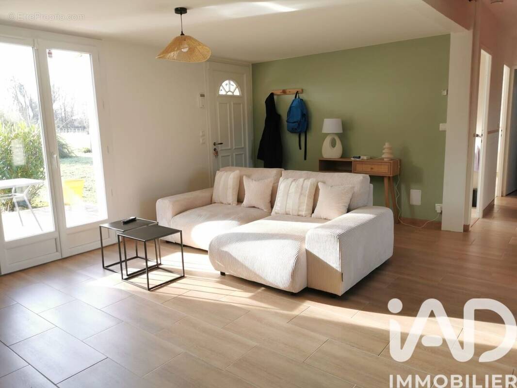 Photo 1 - Maison à SABLONS