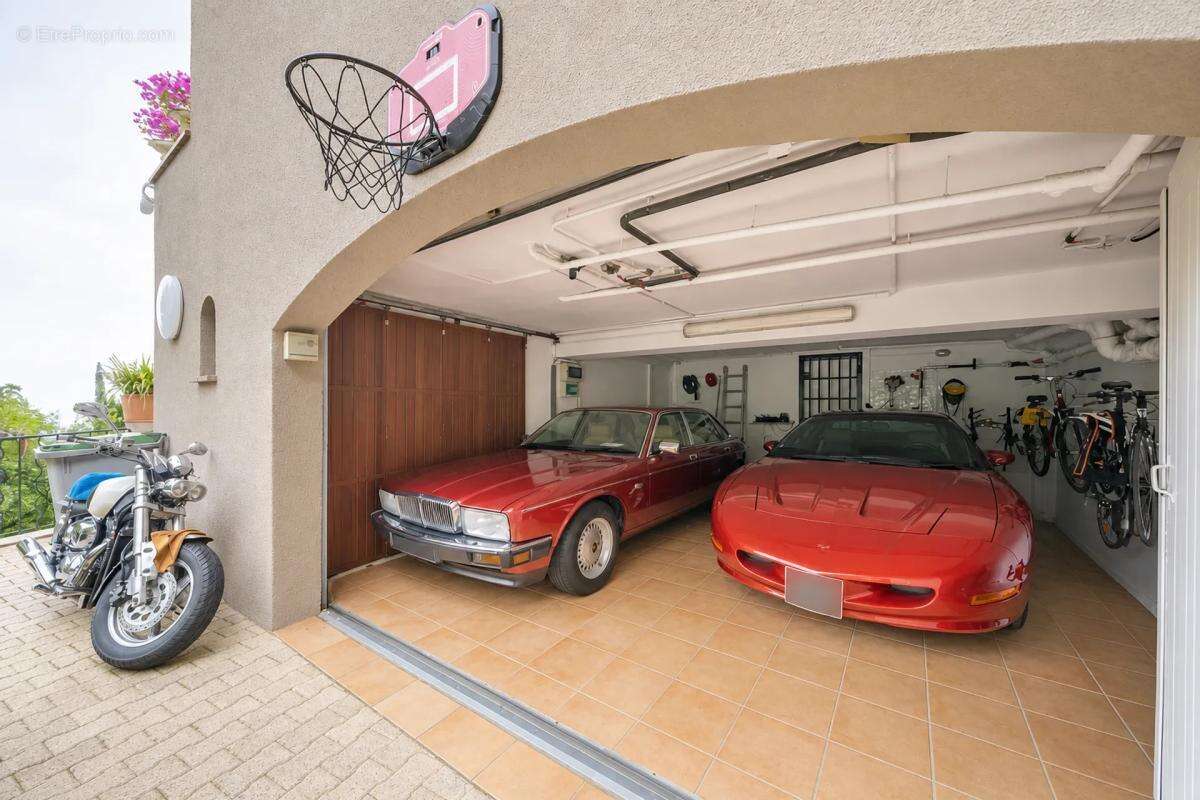 Maison de 6 pièces de 256 m² à Le Bar-sur-Loup - photo 26