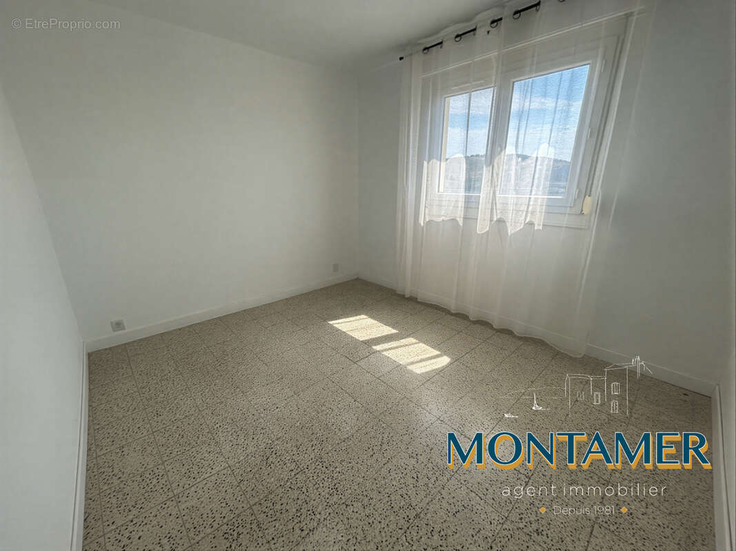 Appartement t4 - loggia - vue mer - cave - photo 4