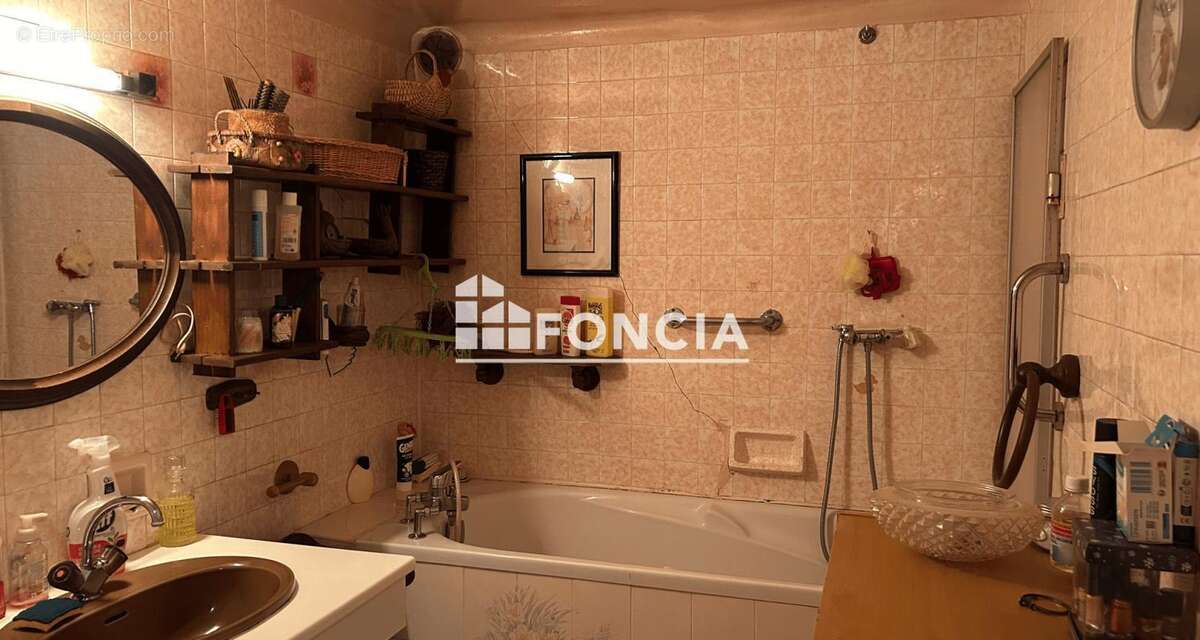 A Salon-de-Provence dans le vallon du Val de Cuech, Maison de 112 m2 sur un terrain de 2.730 m2 - photo 9