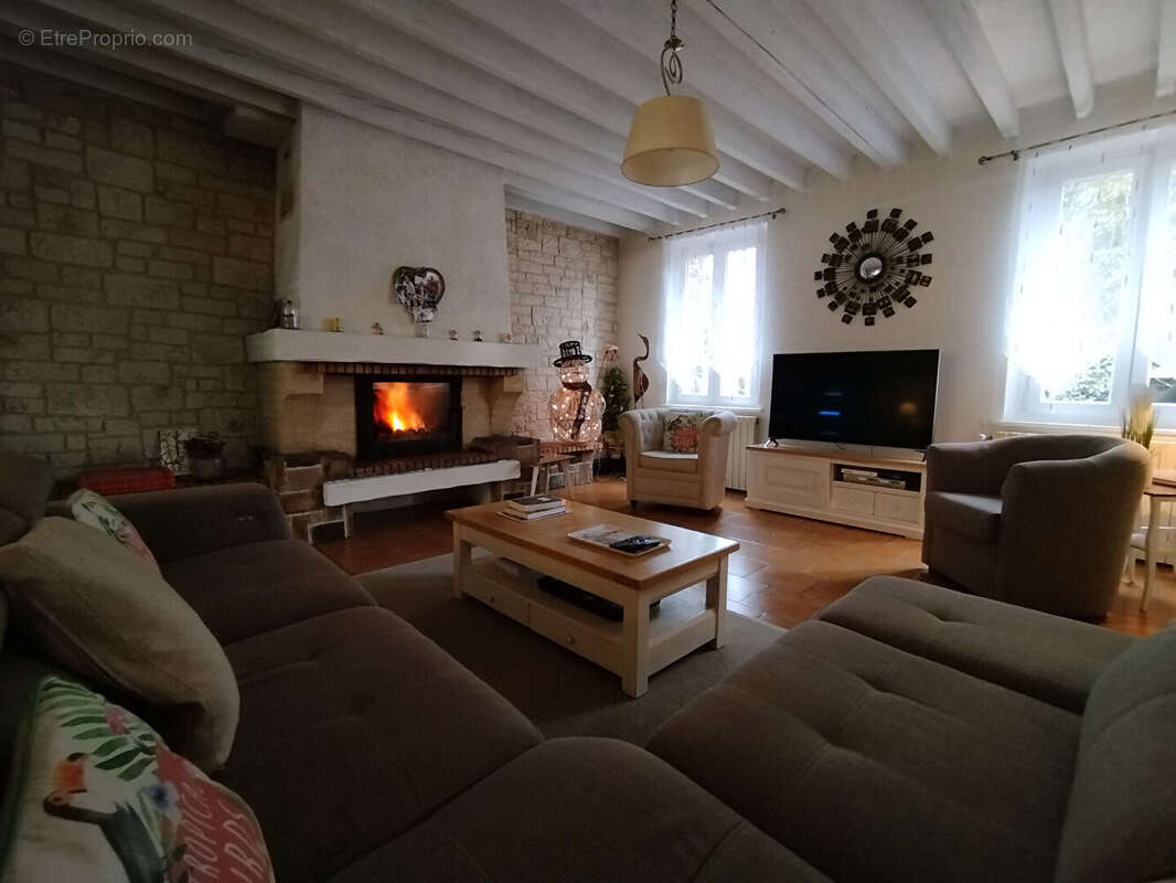 Maison à ASSIS-SUR-SERRE