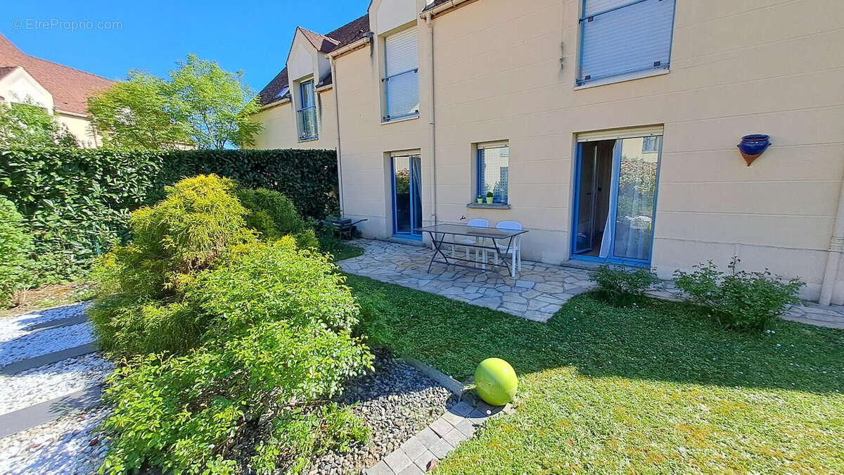 Appartement à SAINT-REMY-LES-CHEVREUSE