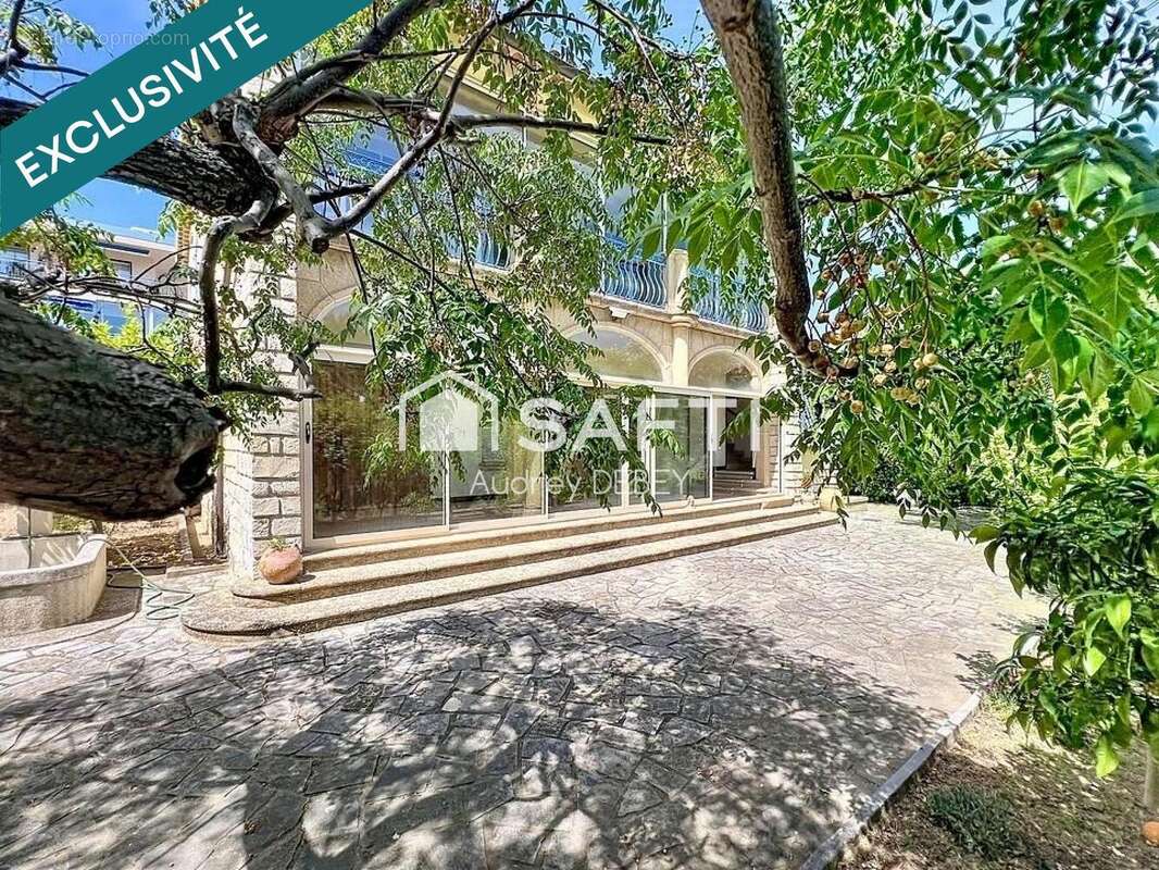 Photo 2 - Maison à SANARY-SUR-MER