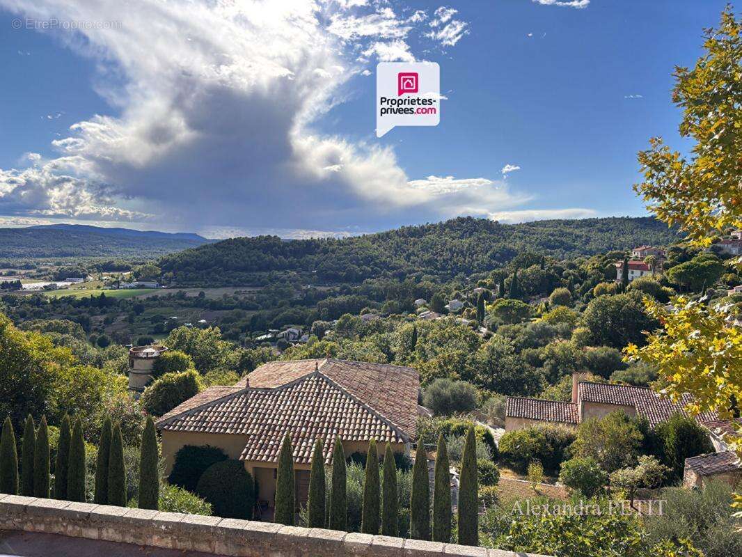 Appartement à CALLIAN