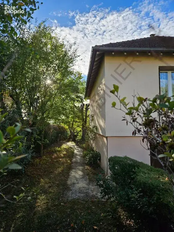 PAVILLON édifié en 1964 sur 850m² terrain clos arboré AUXERRE 89000 BOURBOGNE NORD - photo 6