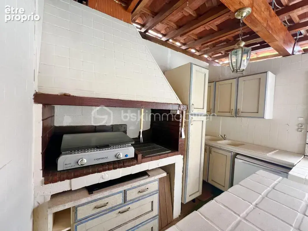 Jolie Maison avec Piscine refaite entièrement à neuf - photo 22