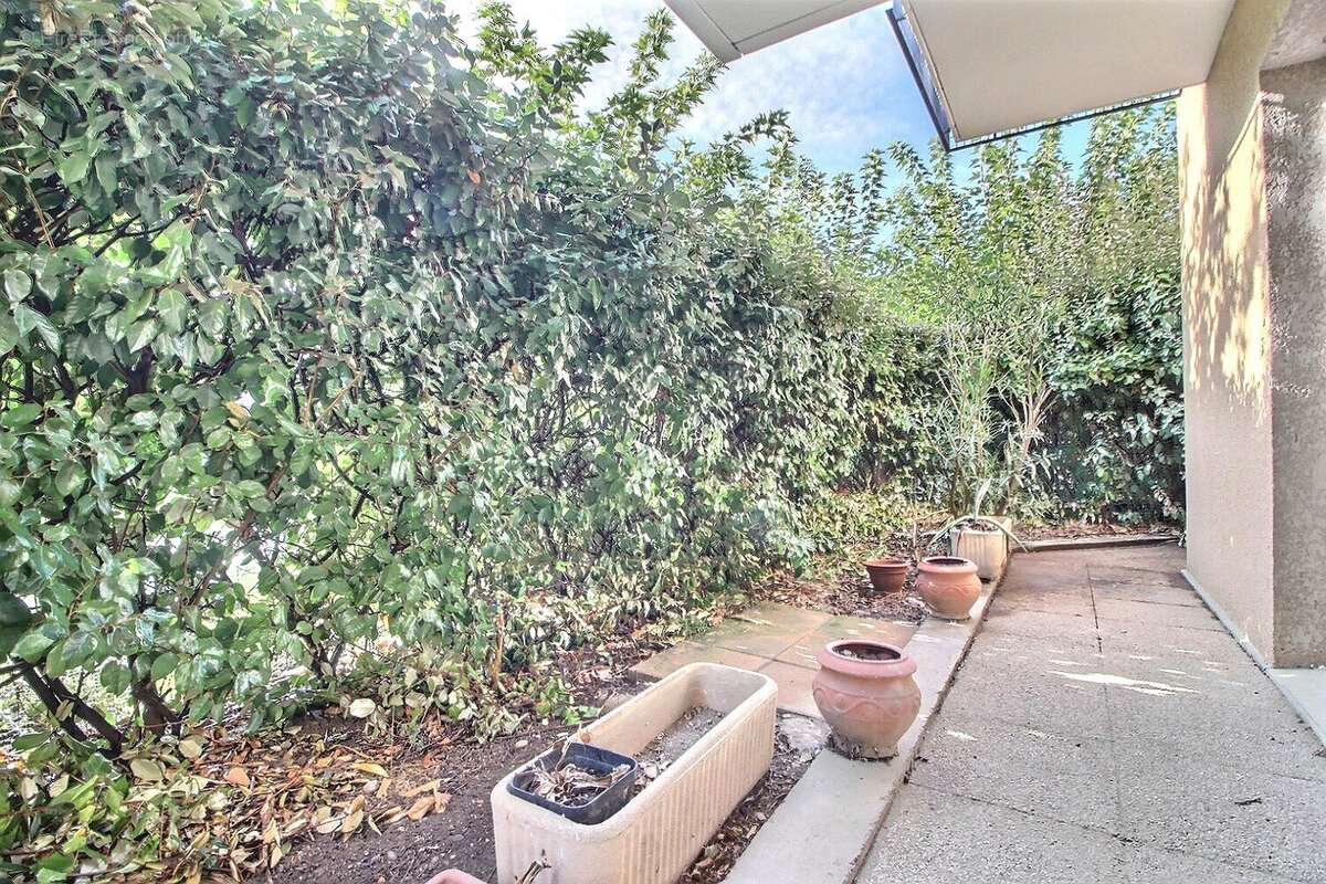 Appartement à RAMONVILLE-SAINT-AGNE