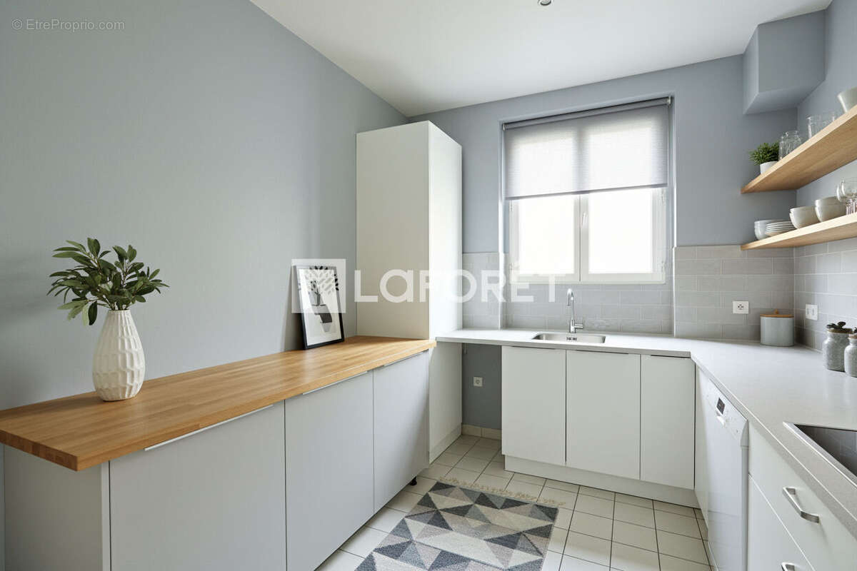 Appartement à PARIS-14E