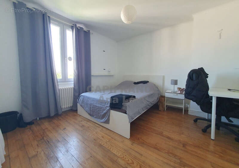 Maison 165m², garage aménagé en studio, parcelle de plus de 1100m² - photo 10