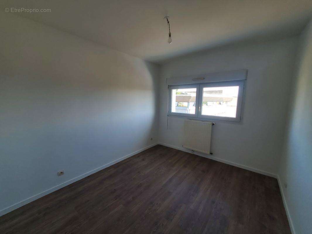 Bel appartement t3 bourg st herblain - balcon et parking en sous-sol - photo 6