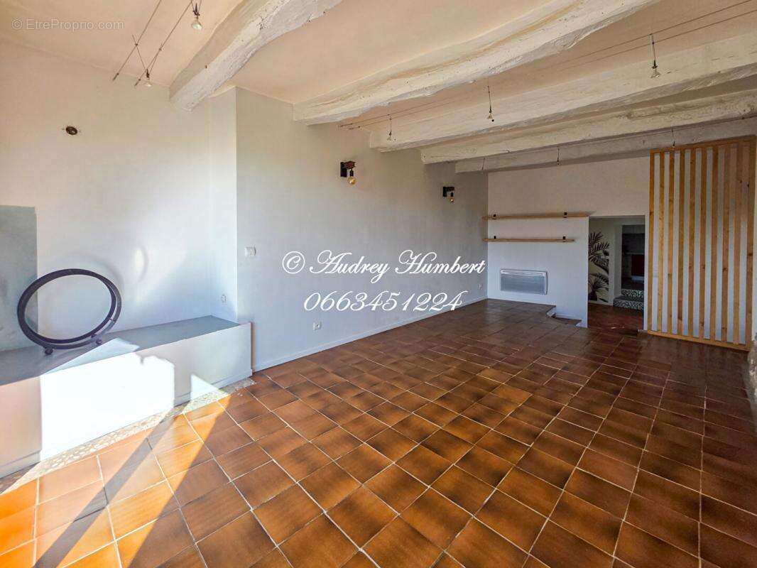 Maison à PIERREVERT