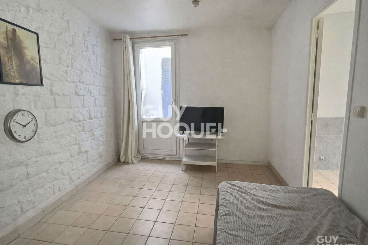 Appartement à AUBERVILLIERS