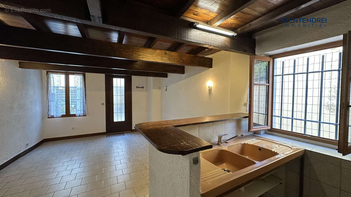 Maison à LUNEL-VIEL