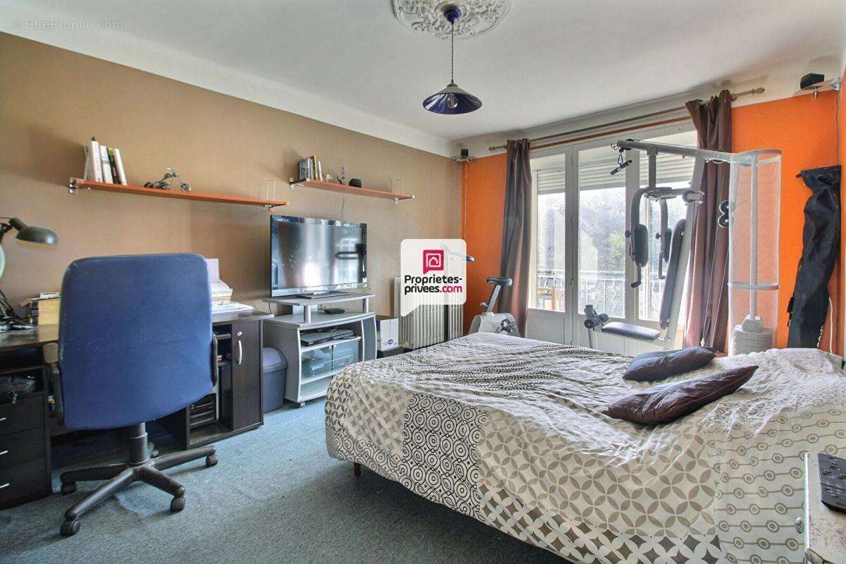 Maison à ORTHOUX-SERIGNAC-QUILHAN