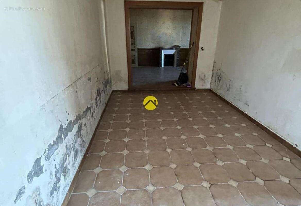 Maison à CHARENTON-DU-CHER