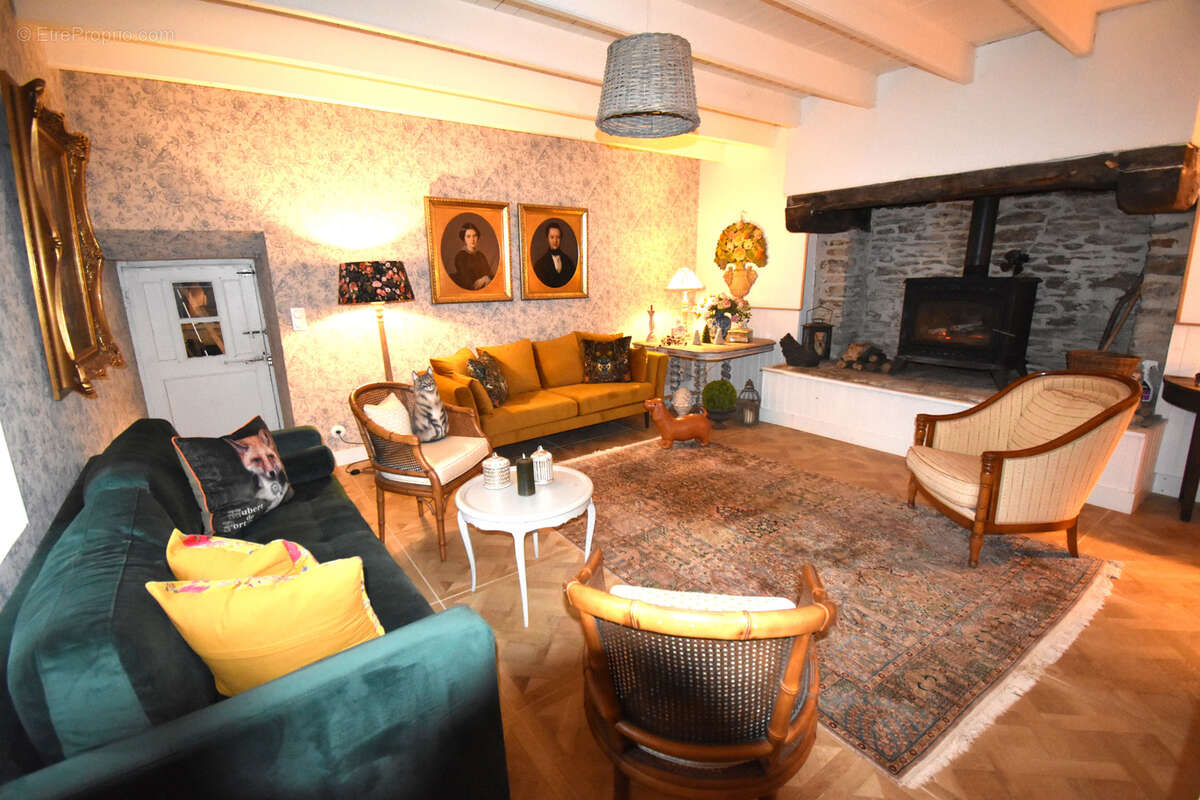 Maison à CLOHARS-CARNOET