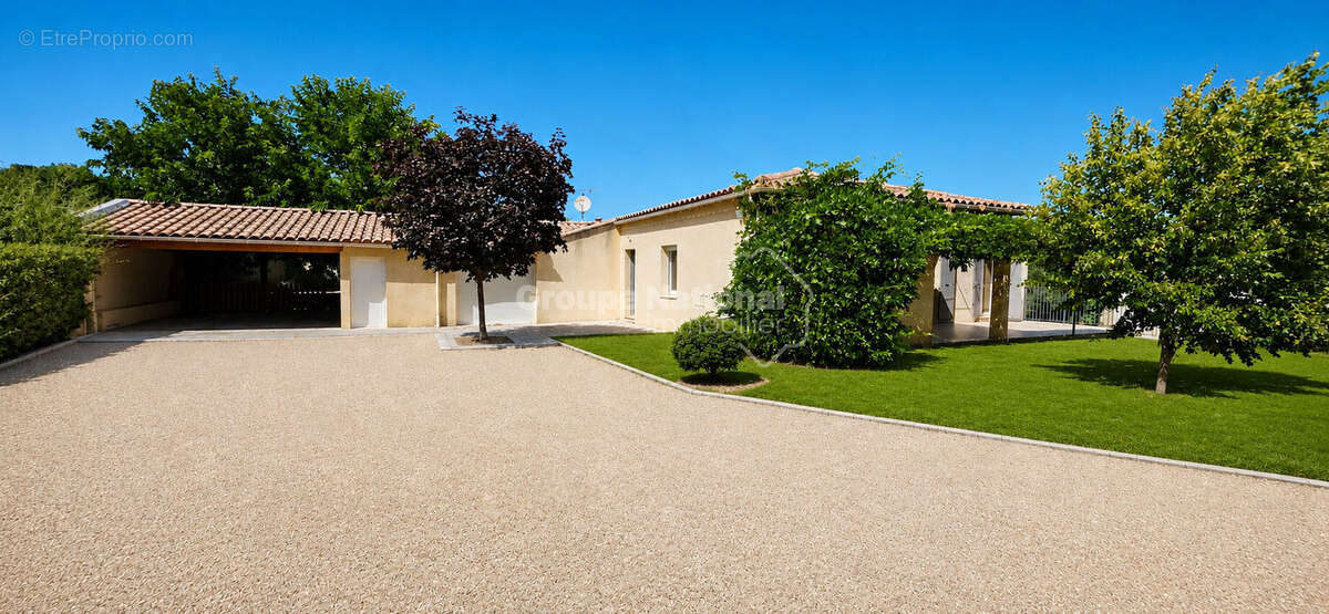 Maison de plain-pied avec piscine, 4 chambres,  Sabran - photo 13