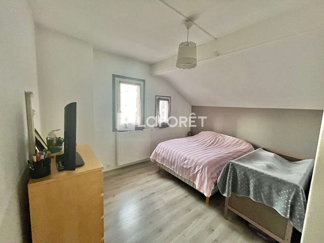 Appartement à BONDY