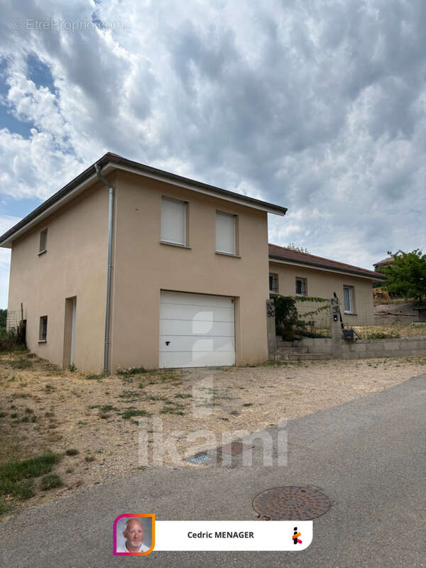 Grande Maison récente de 194 m2 avec piscine et 5 Chambres - photo 13