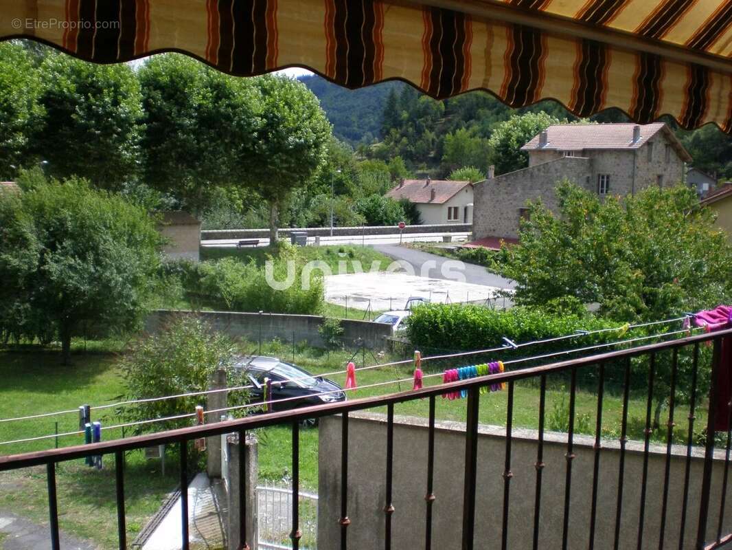 Appartement à SAINT-MARTIN-DE-VALAMAS