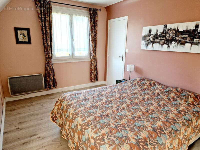 Maison à CUISE-LA-MOTTE