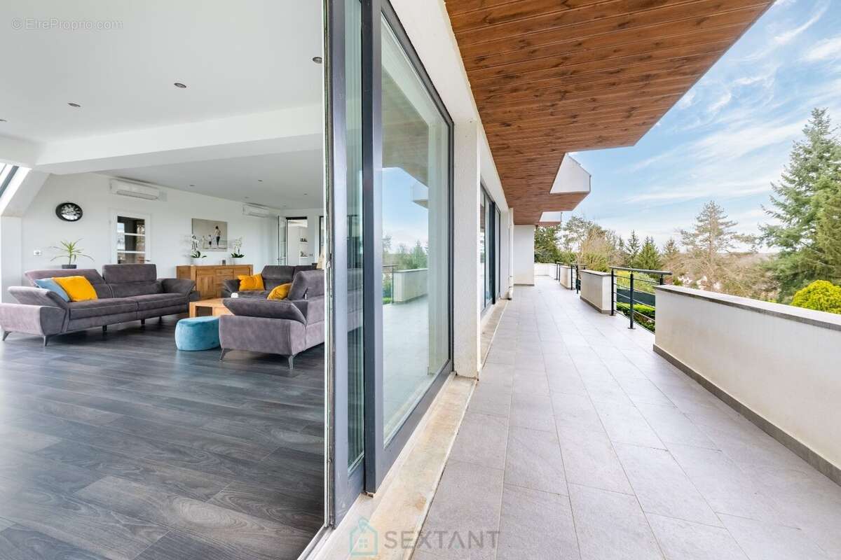 Villa d'architecte à 35 mn de Paris gare de Lyon. A 15 minutes de trois magnifiques golfs ! (golf Fontainebleau, Cély et Coudray - photo 5