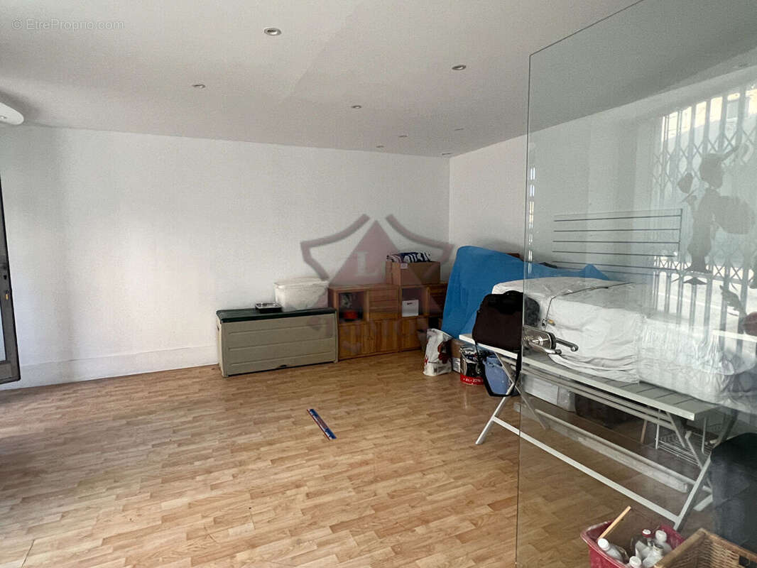 Commerce à SAINT-AMBROIX