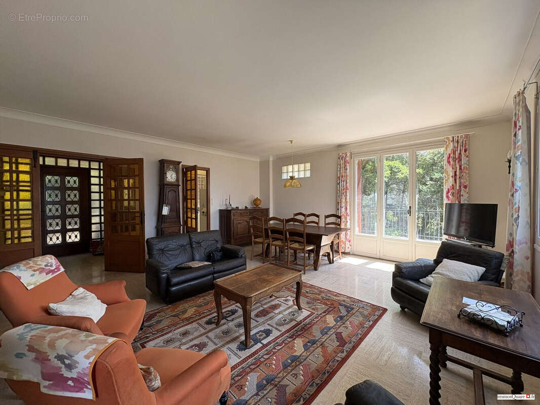 Maison 179 m² à Saint-Martin-Le-Vinoux  - photo 4