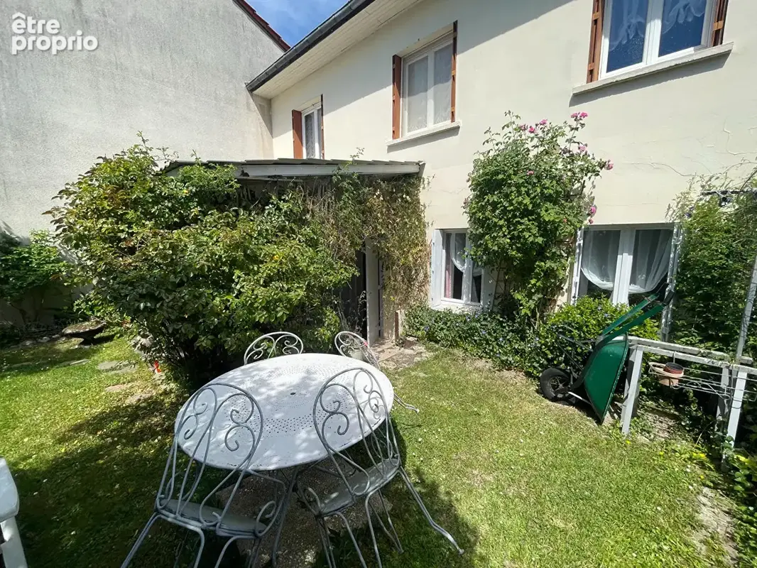 Proximité immédiate de Bar le Duc : Pavillon de type 5 avec garage et jardin clos - photo 2