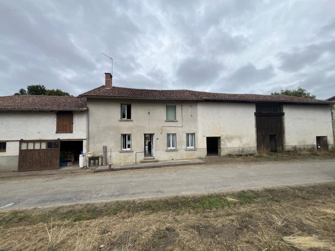 Maison à SAINT-AUVENT