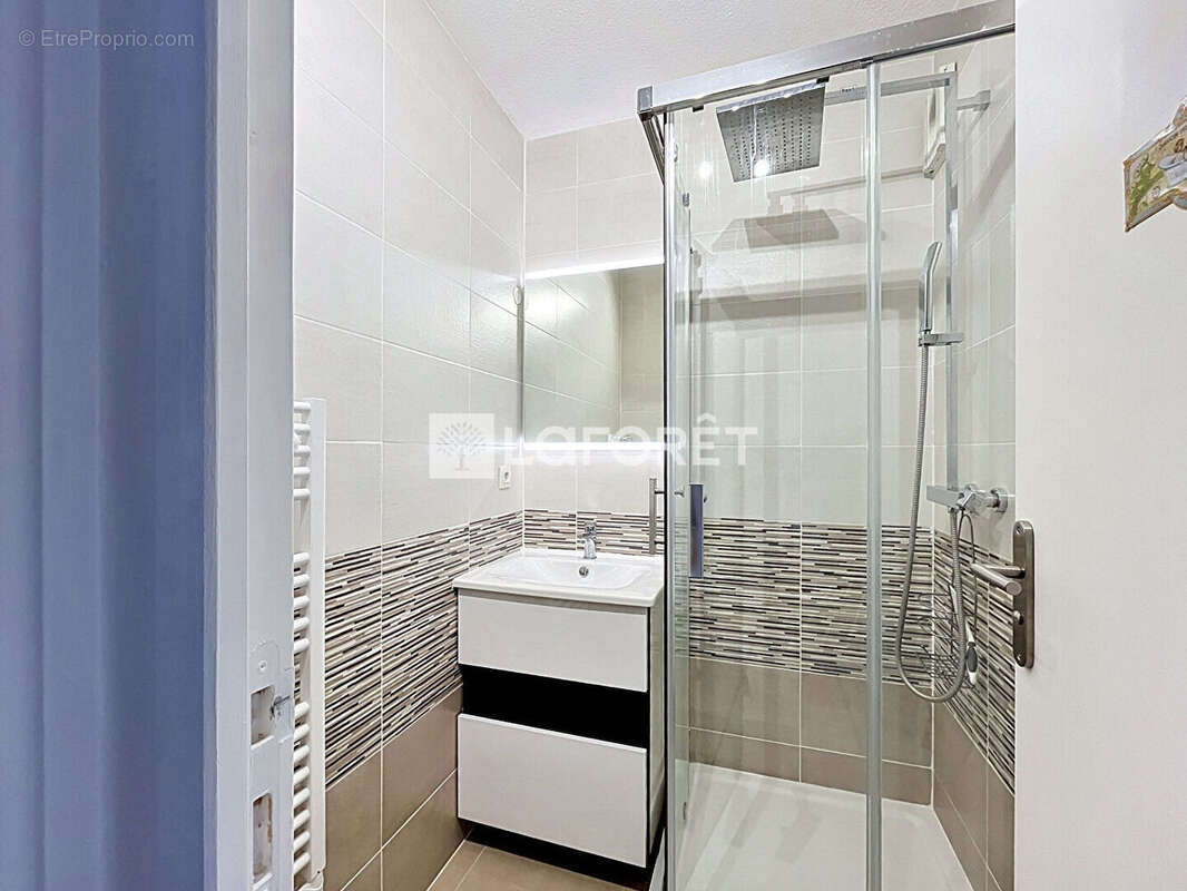 Appartement 4 pièce(s) 81 m2 , dernier étage avec terrasse - photo 8